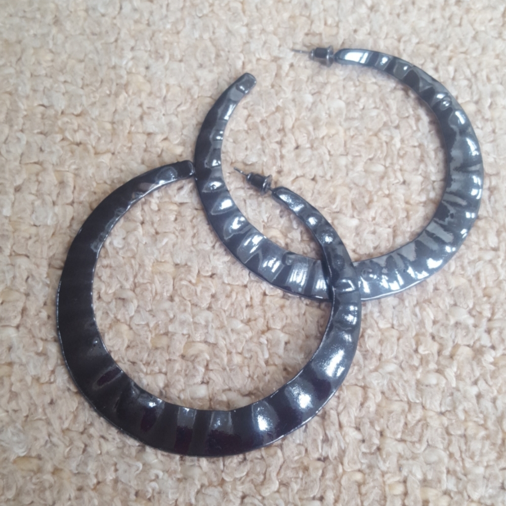 Metal hoop earrings